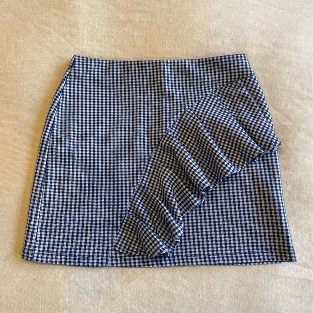 Preppy white and blue TopShop skirt